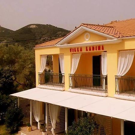 Villa Ladina Ligia Exterior foto