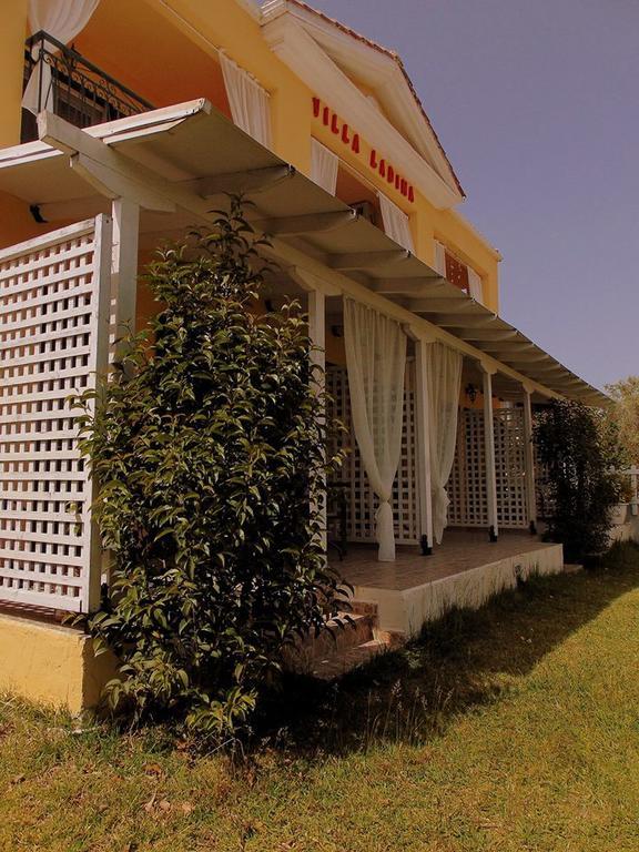 Villa Ladina Ligia Exterior foto